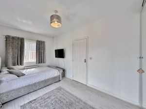 Photo 21- click for photo gallery